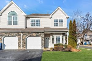 featured image of 40 Thistledown St