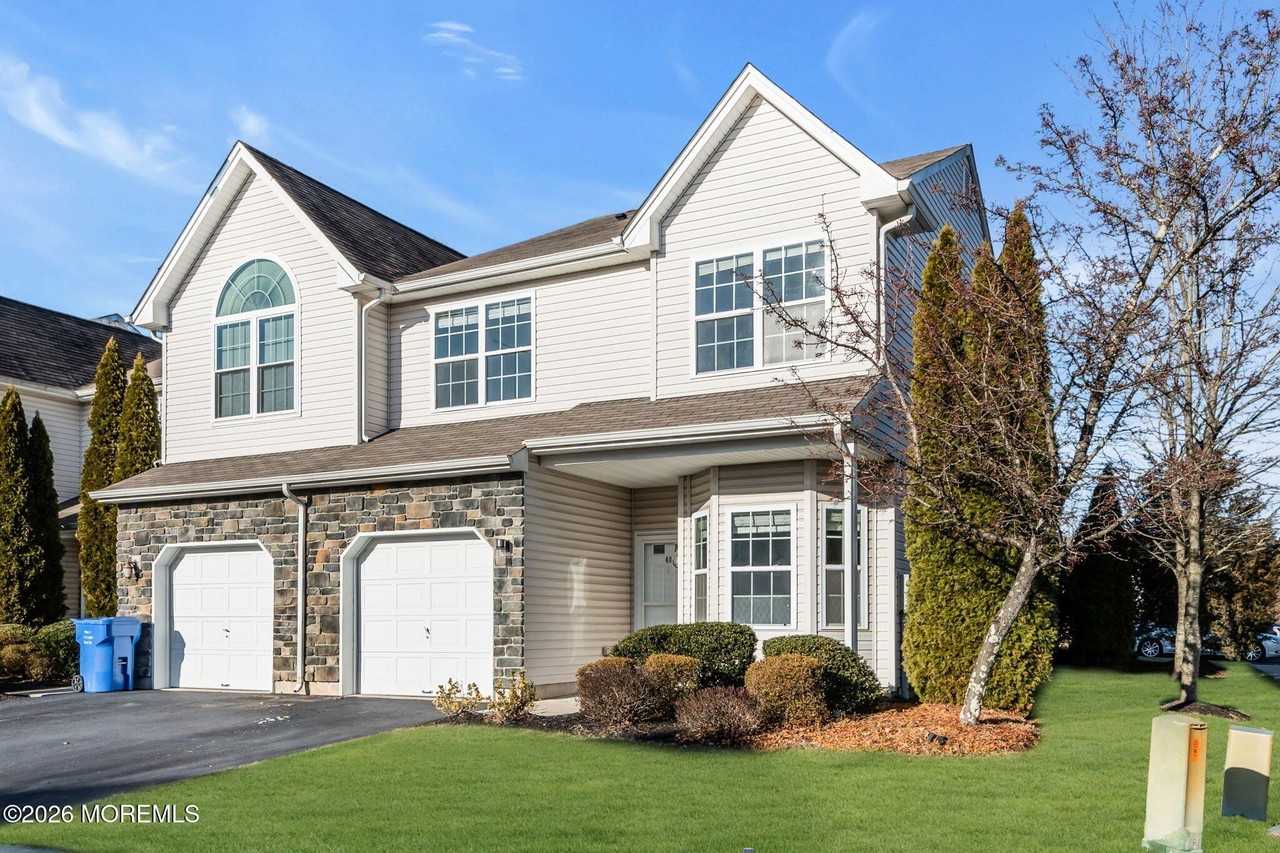 40 Thistledown St - Photo 2 of 35