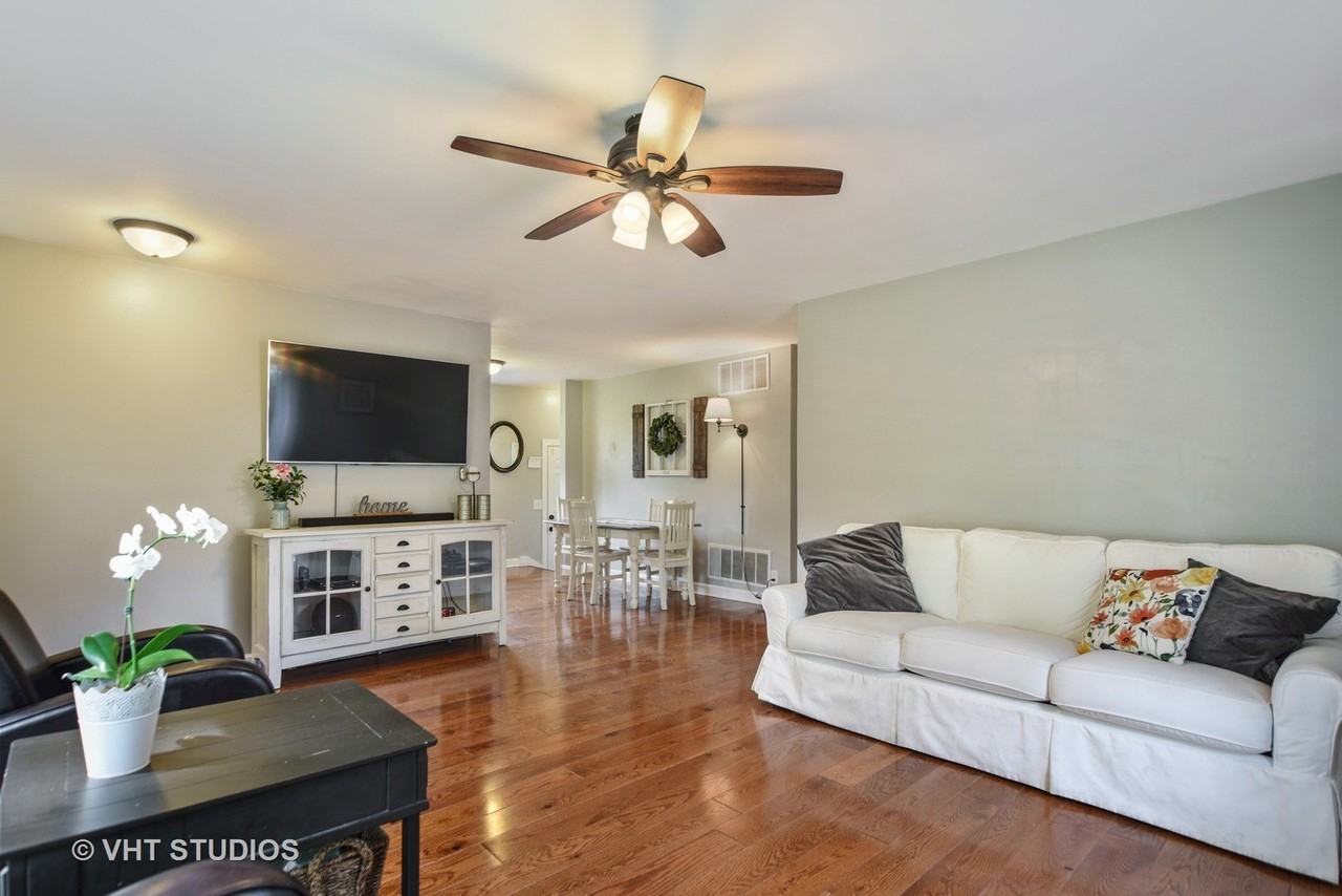 123 Woodland Rd - Photo 2 of 12