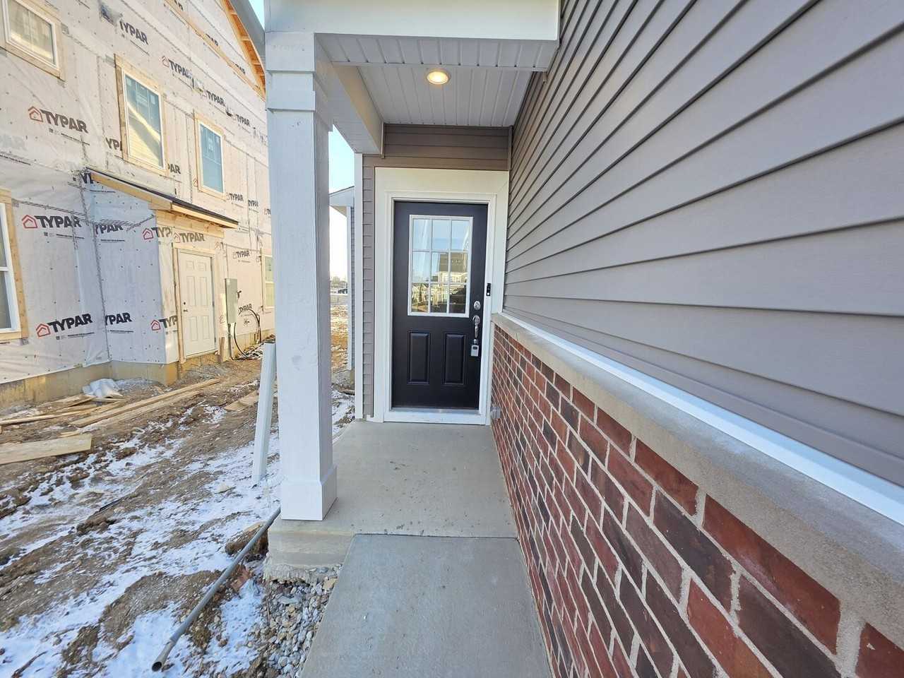 5919 Hawkweed Dr Unit 5919 #5919 - Photo 3 of 31