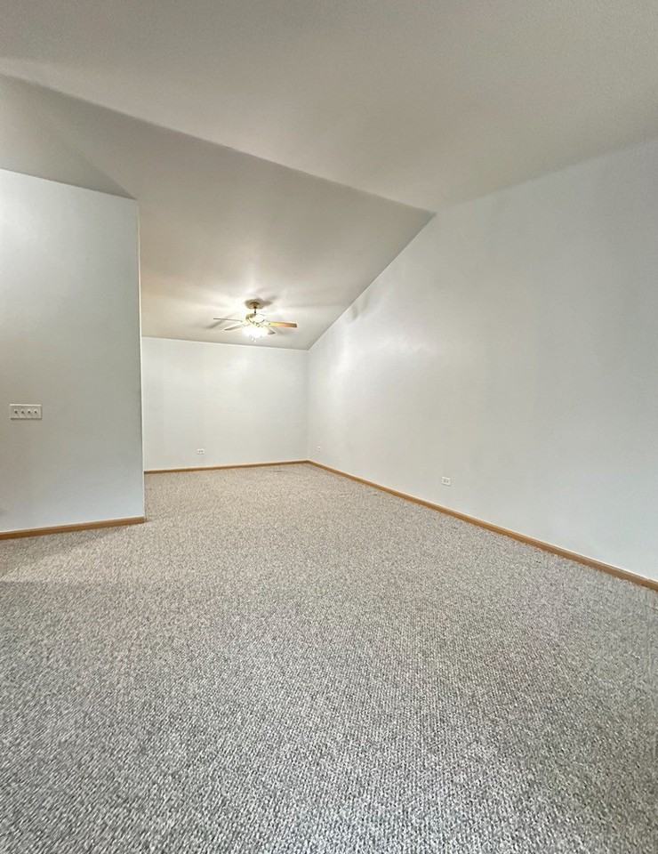 2427 Silverstone Dr Unit 2427 #2427 - Photo 7 of 15