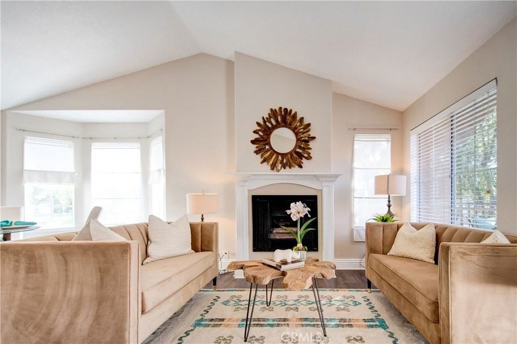 31 Hemlock - Photo 4 of 38