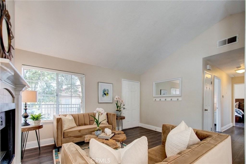 31 Hemlock - Photo 7 of 38