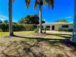 featured image of 905 13th St N