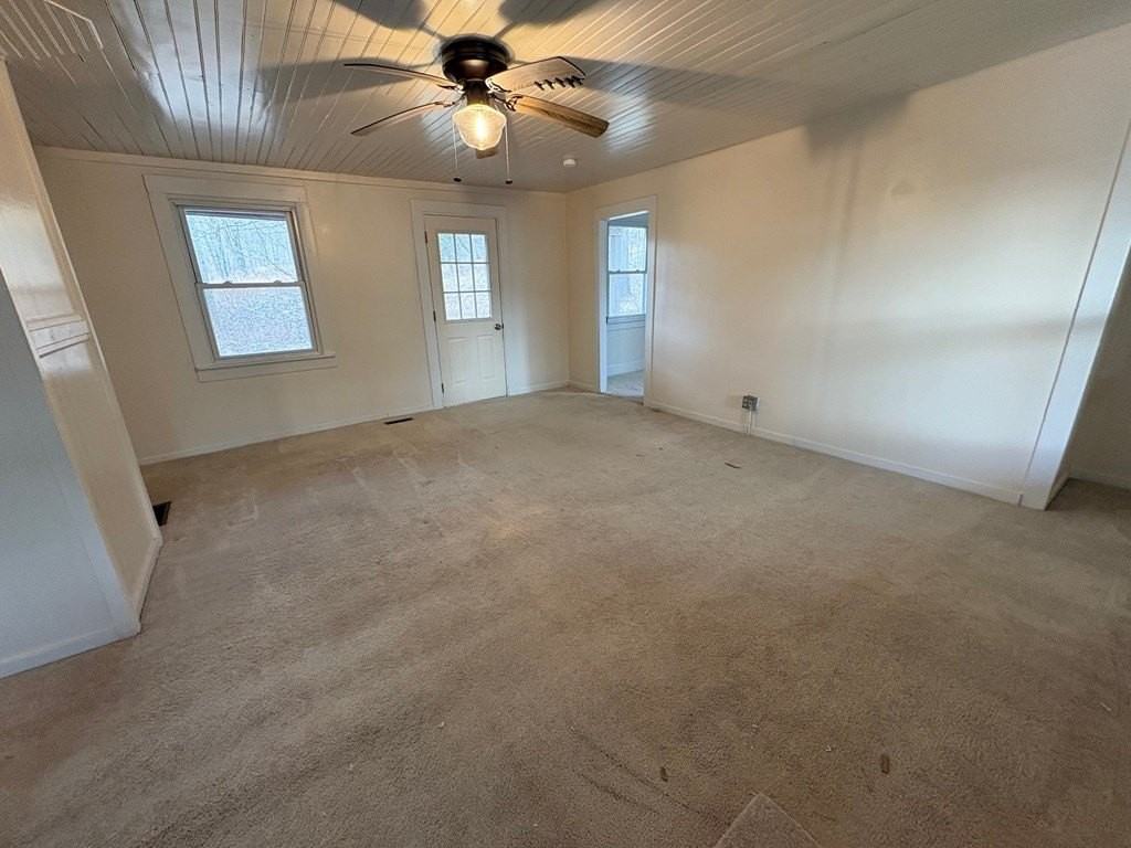 50 Sullivan Rd - Photo 3 of 25