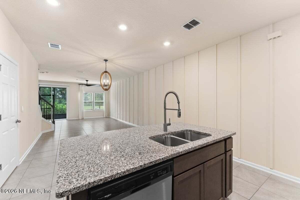 49 Coastline Way - Photo 7 of 40