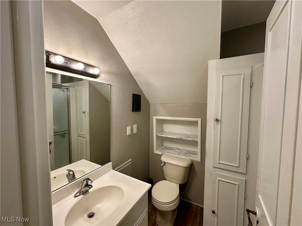 132 Beck Ave Apt 1 #1 - Photo 6 of 11