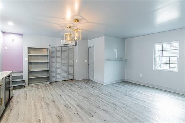 4439 Spain St - Photo 4 of 18