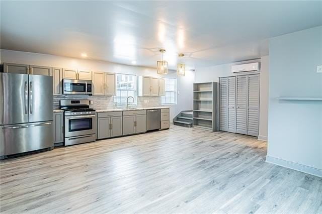 4439 Spain St - Photo 5 of 18