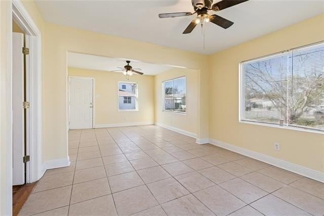 1339 Harrison Ave - Photo 4 of 13