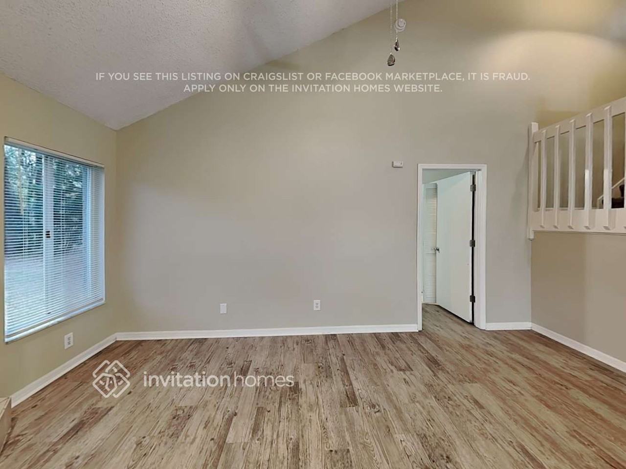 1904 Paddock Dr - Photo 5 of 20