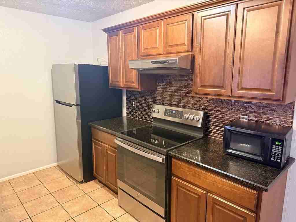 2 Star Cir - Photo 6 of 26