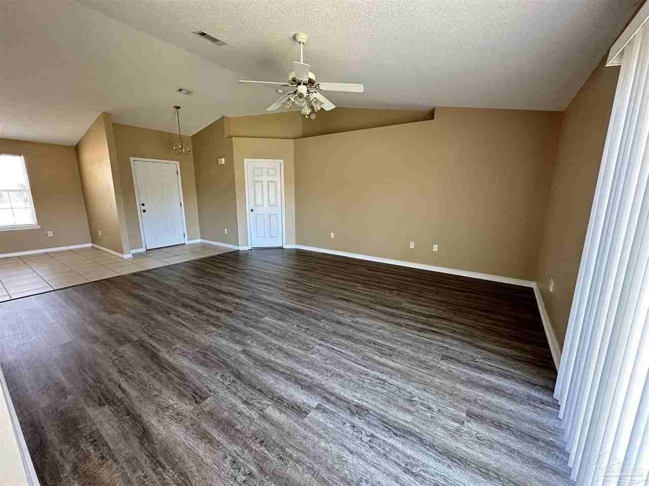 2028 Coral Reef Rd - Photo 3 of 14