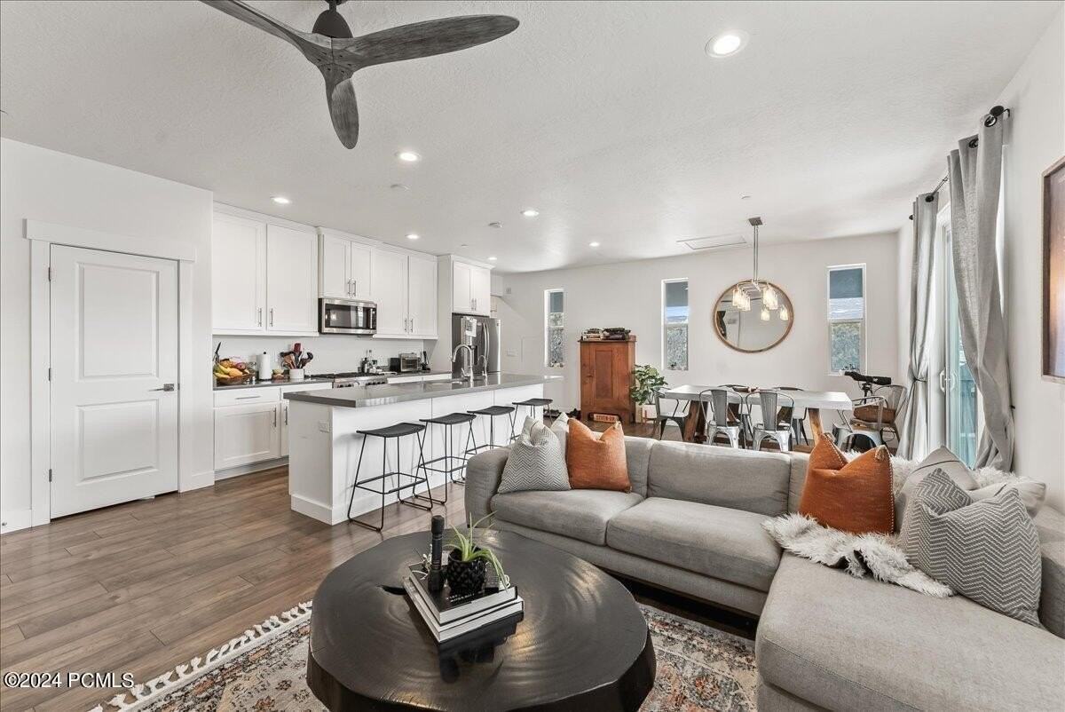 3359 Quarry Springs Dr - Photo 6 of 43