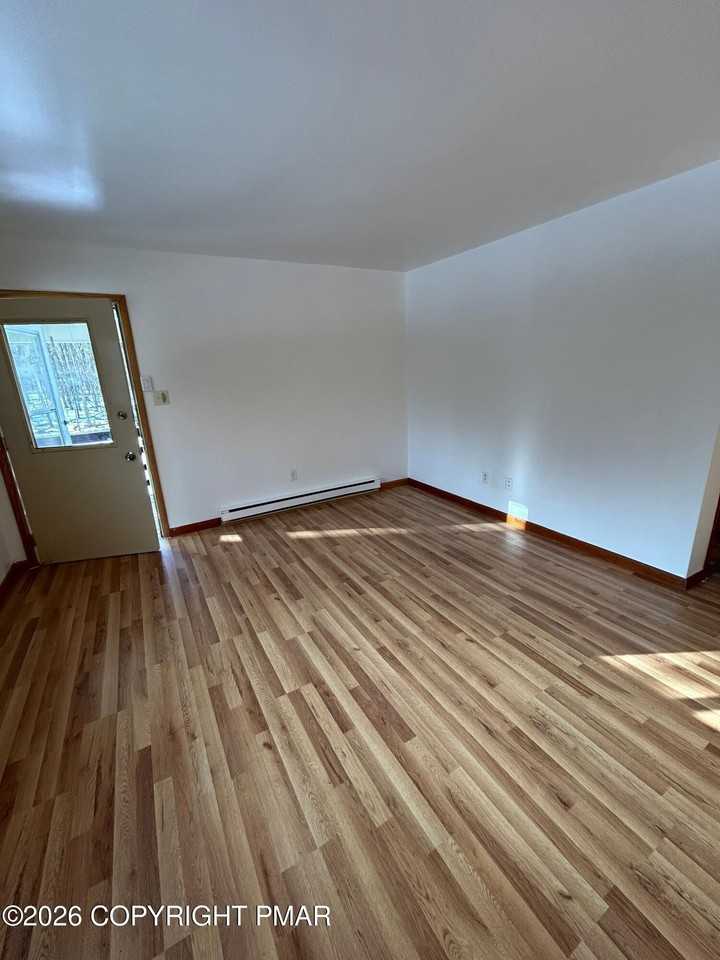 110 Gannet Dr Apt 2 #2 - Photo 4 of 7