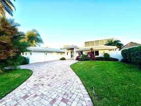 720 Ne 28th Ave - Photo 1 of 1