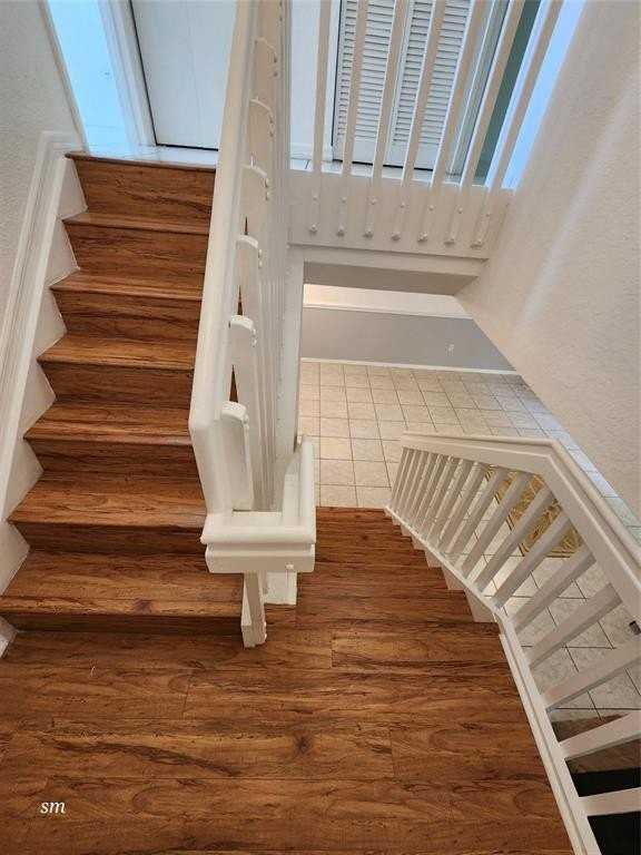 119 Hidden Court Rd - Photo 7 of 34