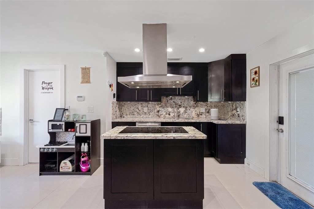 14000 Sw 20th St - Photo 3 of 50