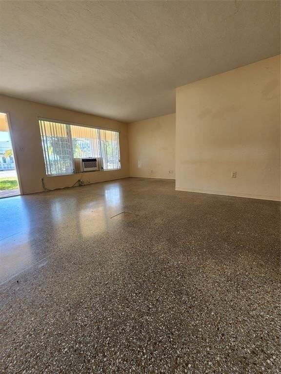 27072709 Ne 32nd St - Photo 5 of 28