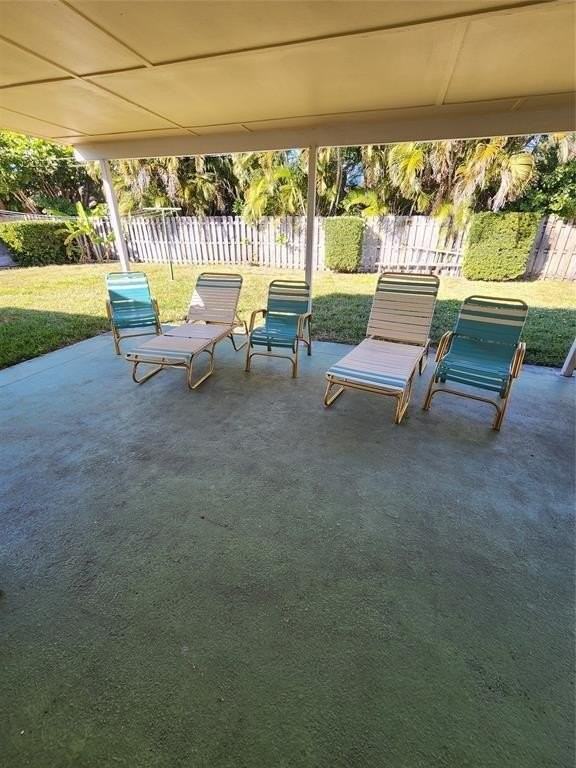 27072709 Ne 32nd St - Photo 7 of 28