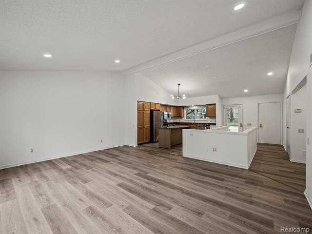 1888 Webster St - Photo 7 of 19