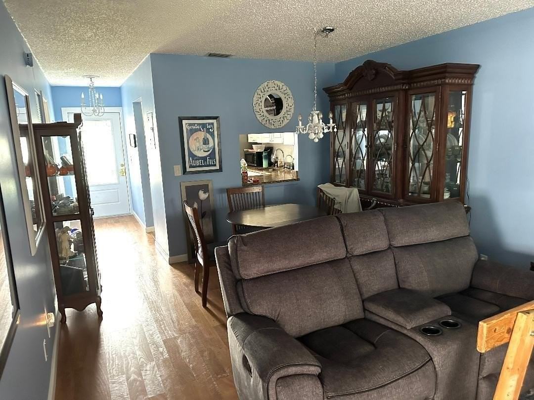 234 Lake Meryl Dr - Photo 6 of 15