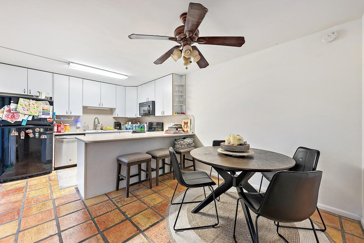 227 2nd Ter - Photo 6 of 12