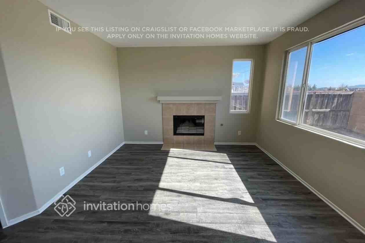 29623 Camino Cristal - Photo 3 of 16