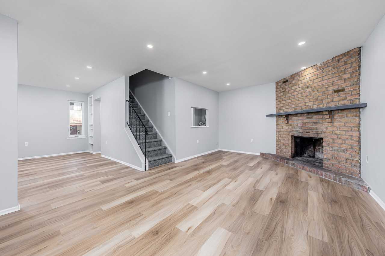 411 Timber Creek Rd #1 - Photo 5 of 16