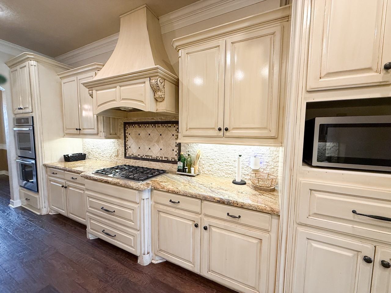 6470 Claybourn Dr #1 - Photo 7 of 26