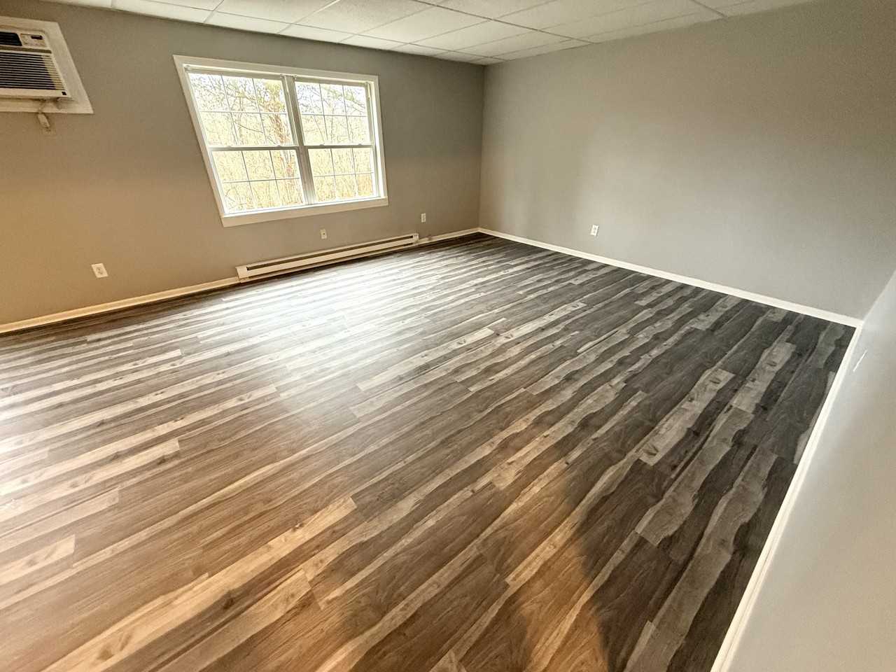 1155 Kentucky 3057 - A7 #A7 - Photo 3 of 12