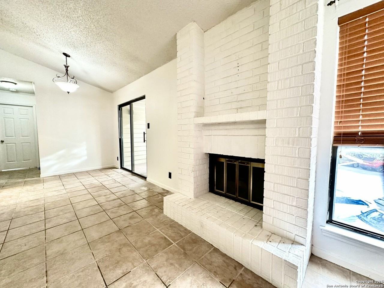 4839 Brandeis St Apt 422 #422 - Photo 6 of 28