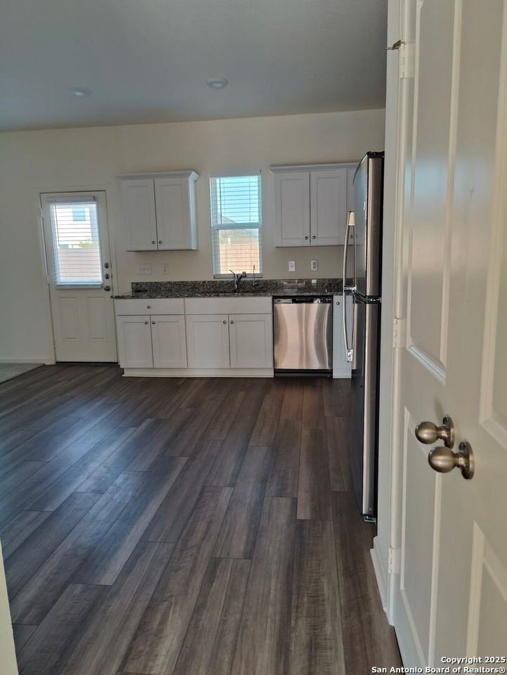 5475 Bluebell Mdw - Photo 6 of 33