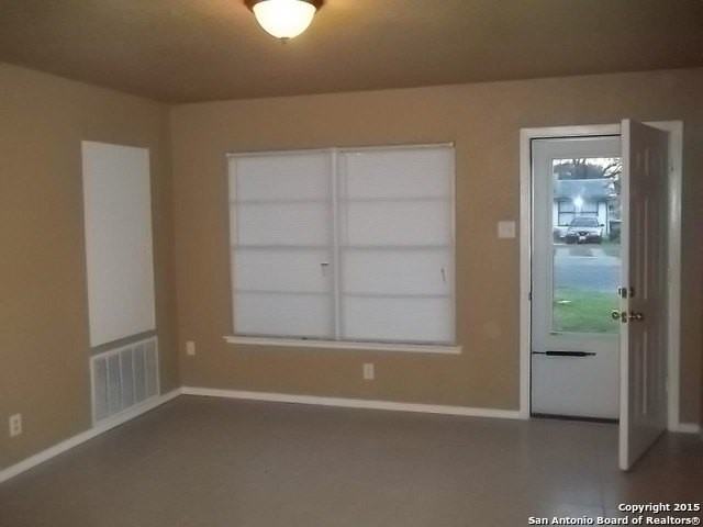 4251 Wild Oak Dr - Photo 2 of 12