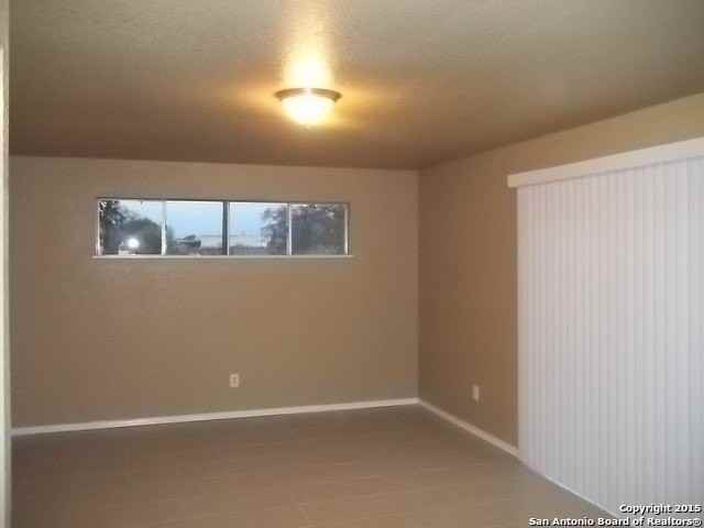 4251 Wild Oak Dr - Photo 5 of 12