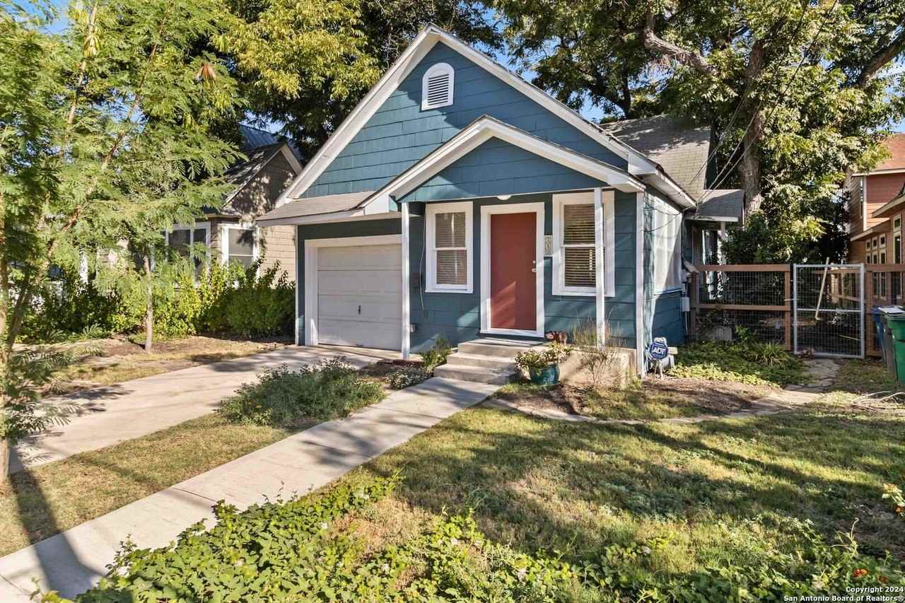 749 E Ashby Pl - Photo 2 of 20