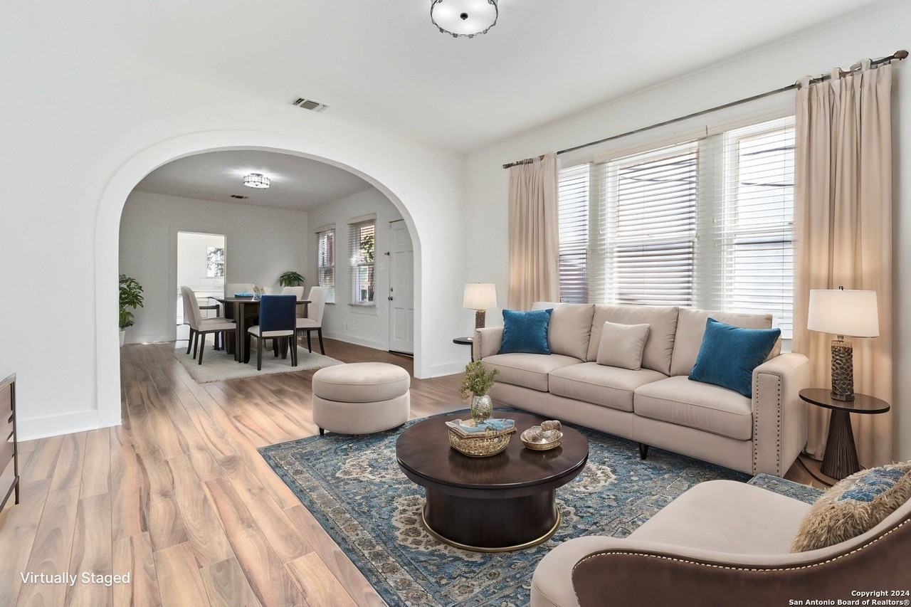 749 E Ashby Pl - Photo 5 of 20