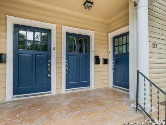 107 Willim St Apt 4 #4 - Photo 2 of 8