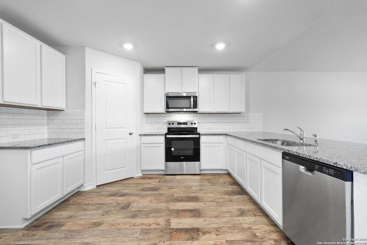 12015 Topaz Strm - Photo 7 of 28