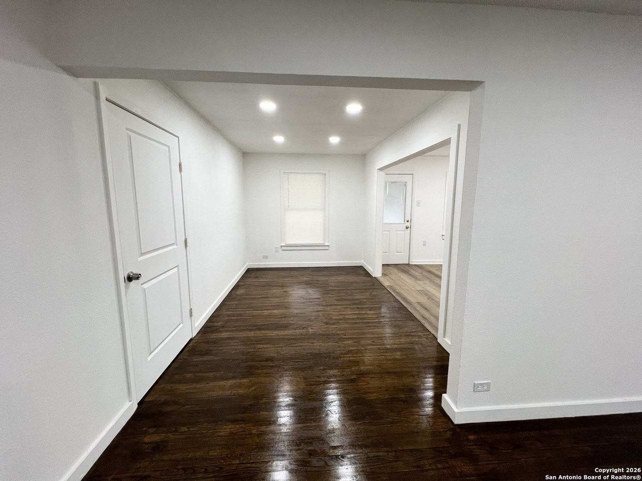 267 Danville Ave - Photo 3 of 11