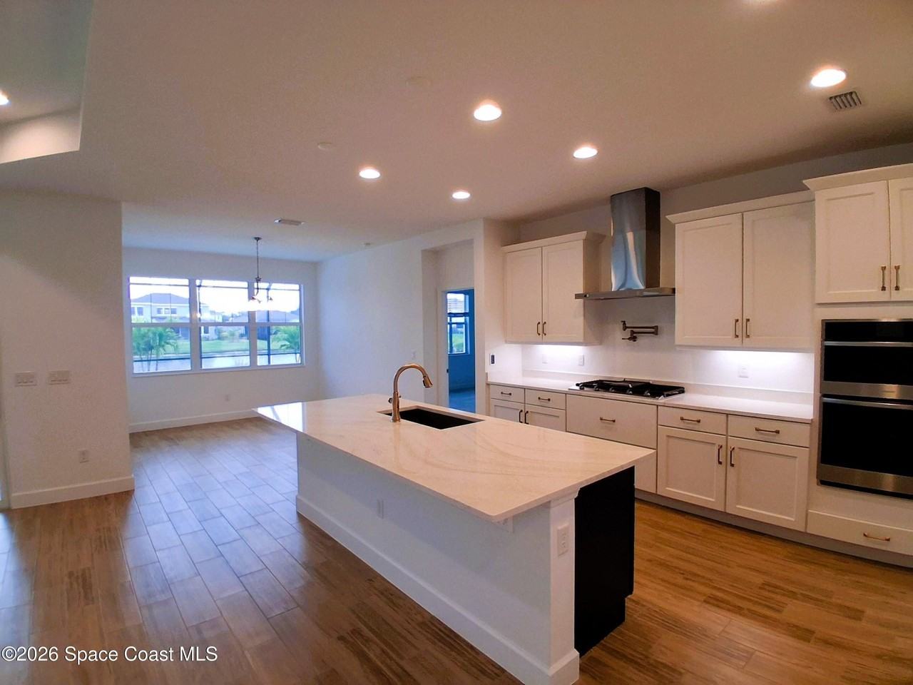 9292 Machin Pl - Photo 7 of 41