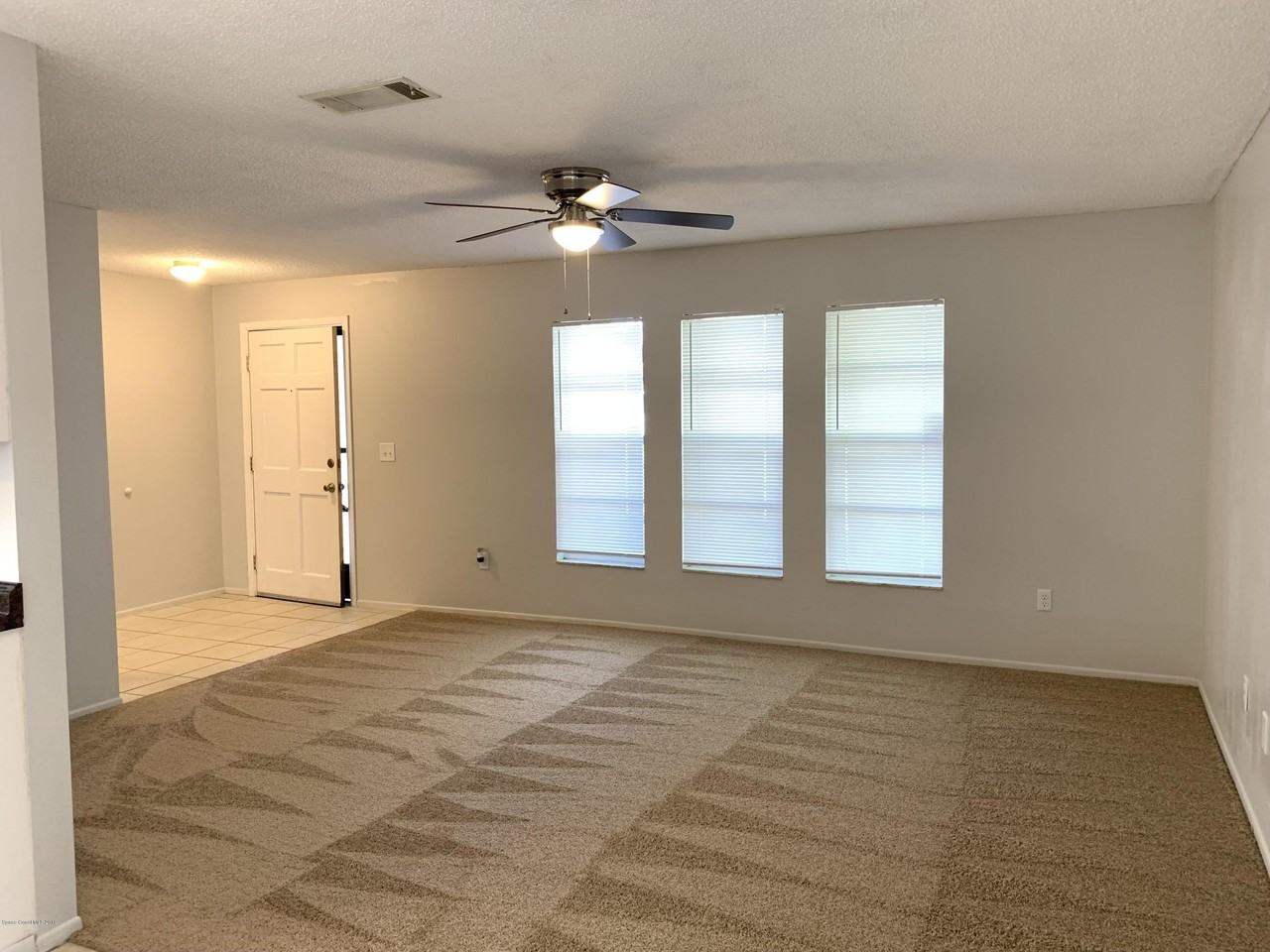 609 Croton Rd - Photo 2 of 13