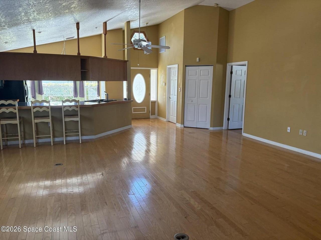 340 Quail Dr - Photo 2 of 19