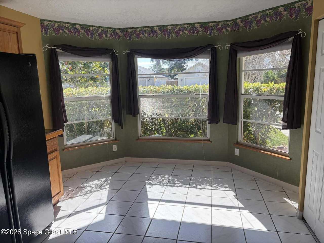 340 Quail Dr - Photo 3 of 19