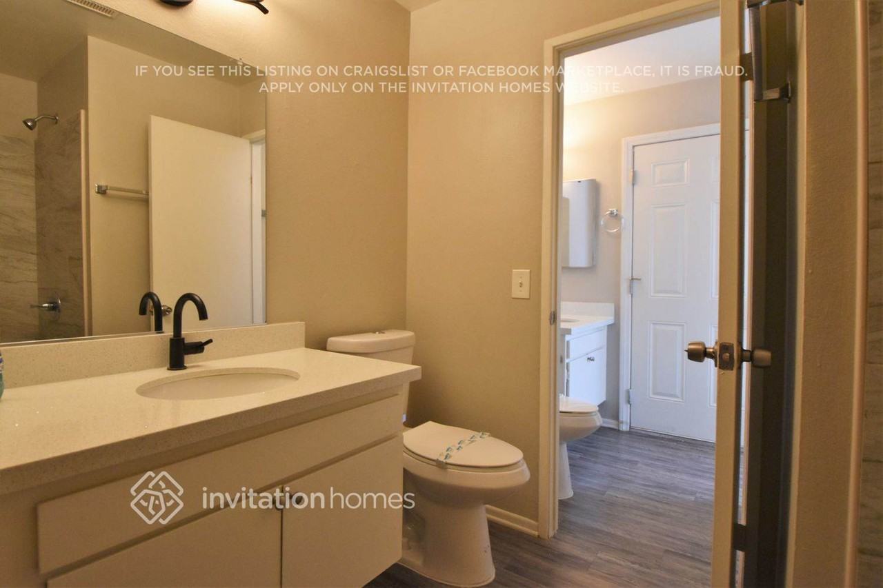 2895 Myers St - Photo 5 of 8