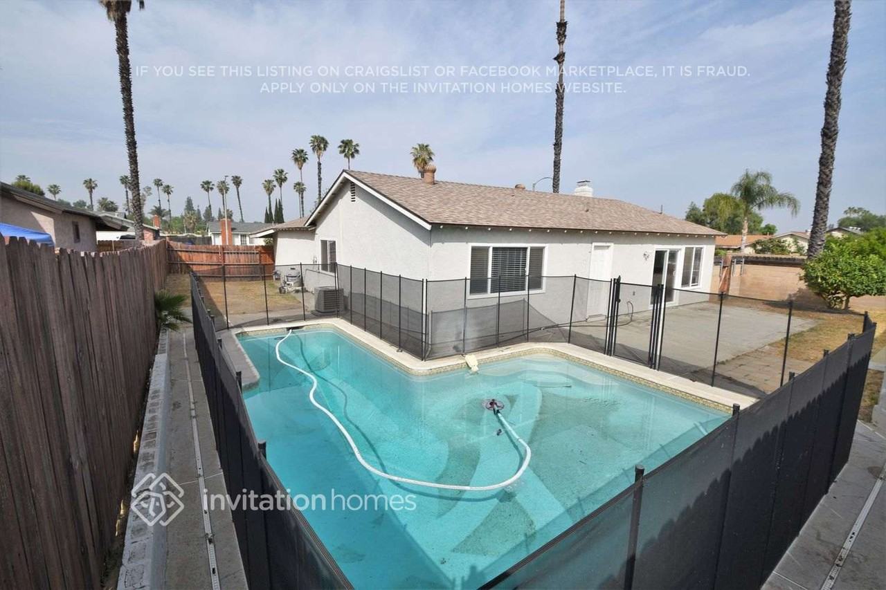 2895 Myers St - Photo 6 of 8