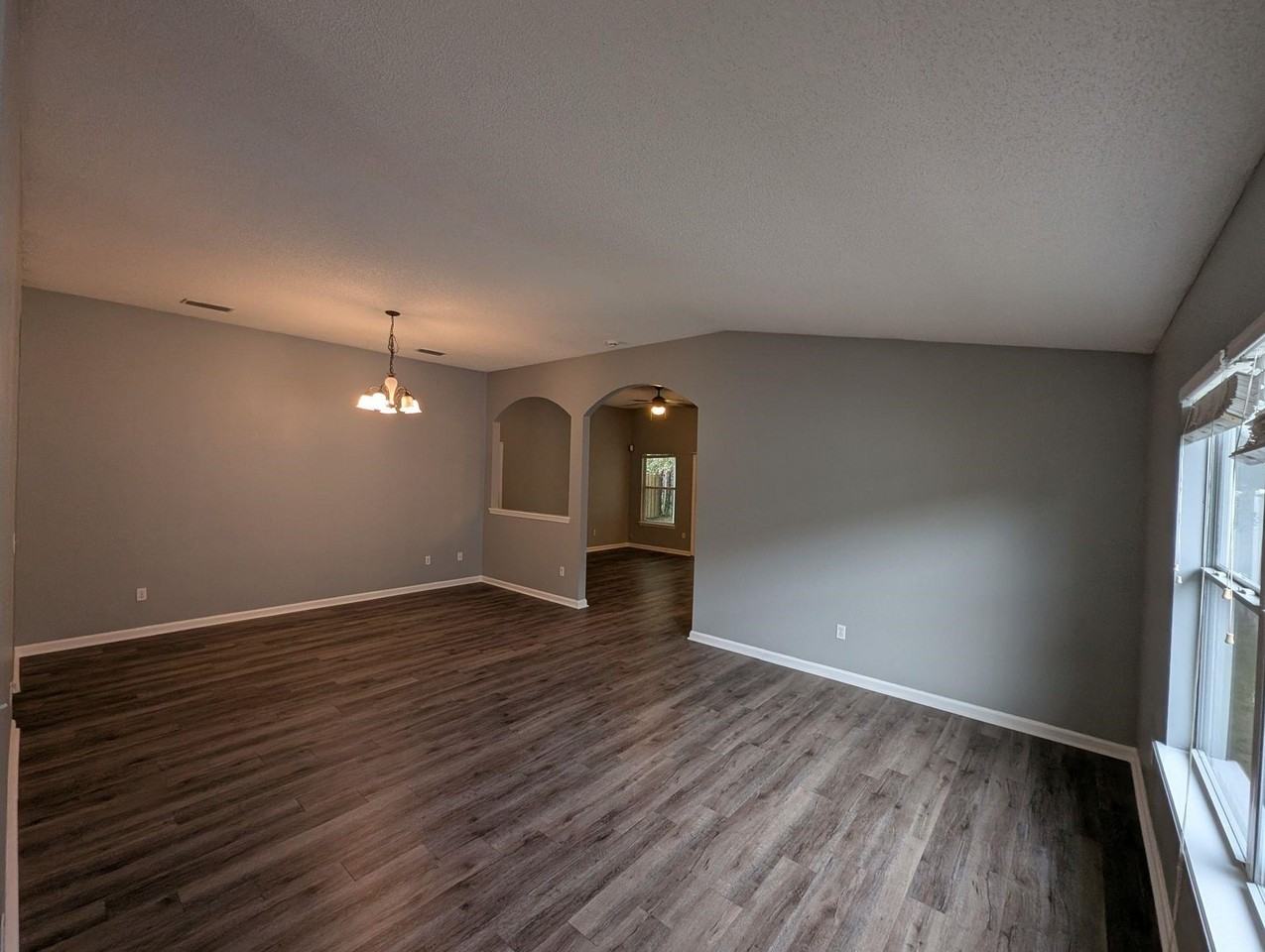 712 N Edendbridge Way - Photo 4 of 21