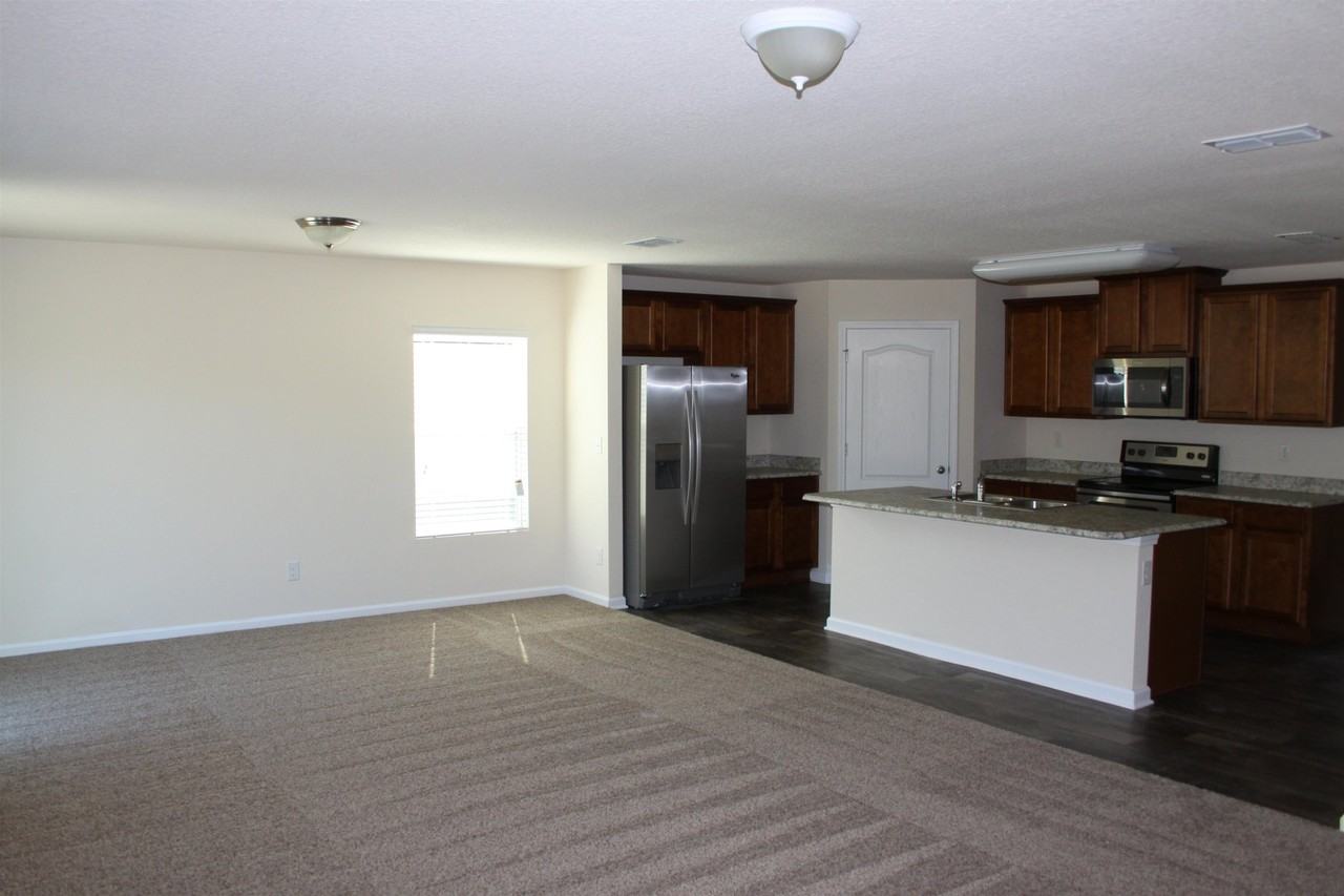 32 Green Palm Ct - Photo 3 of 21