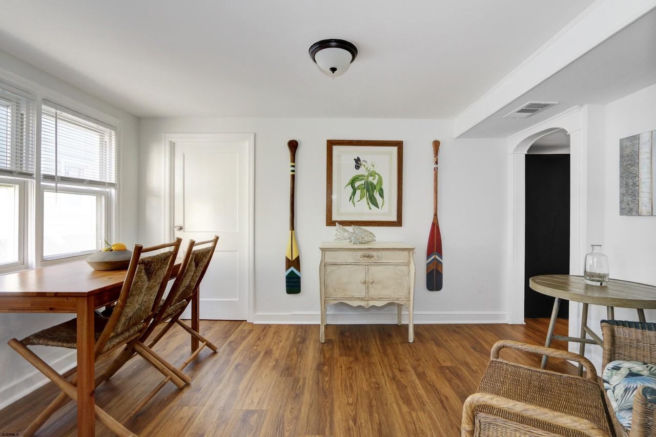 10 S Troy Ave - Photo 5 of 15