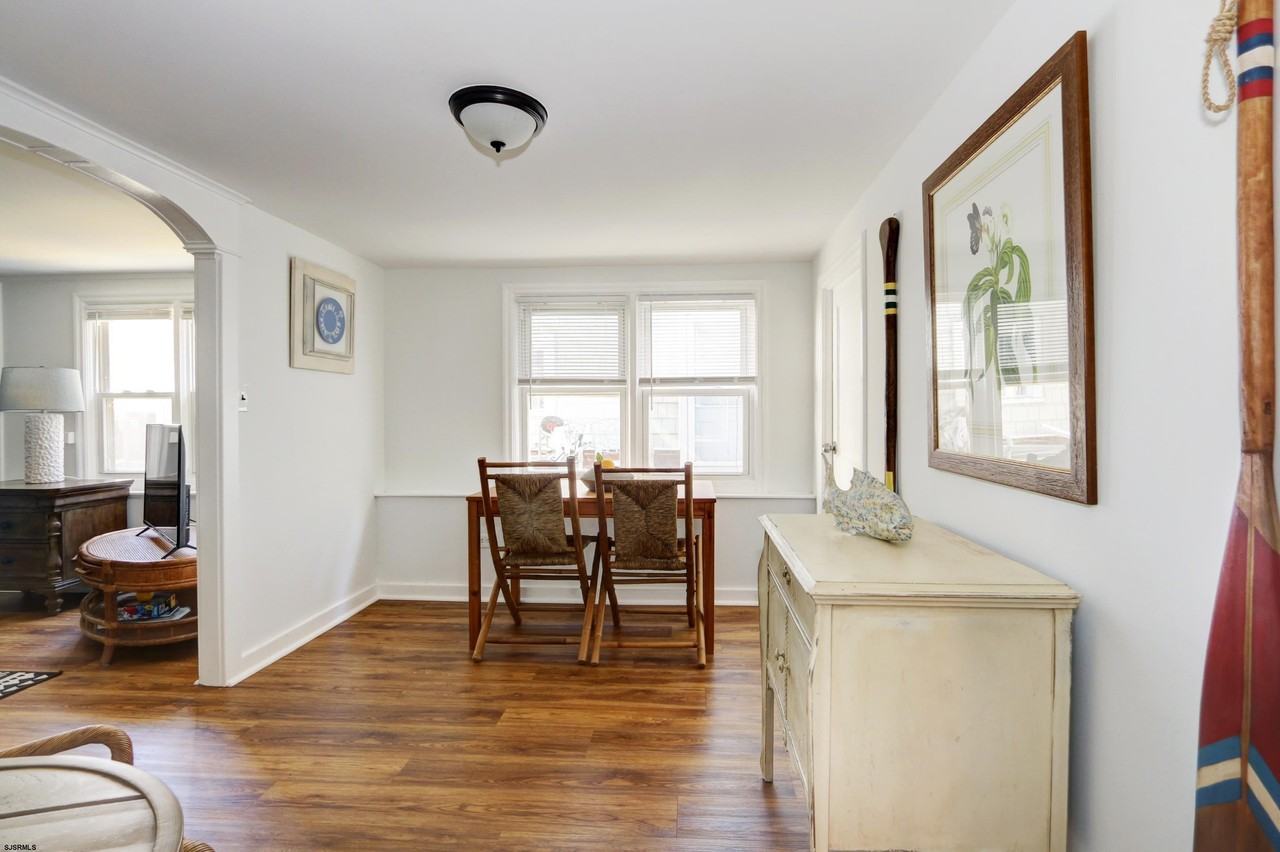 10 S Troy Ave - Photo 6 of 15